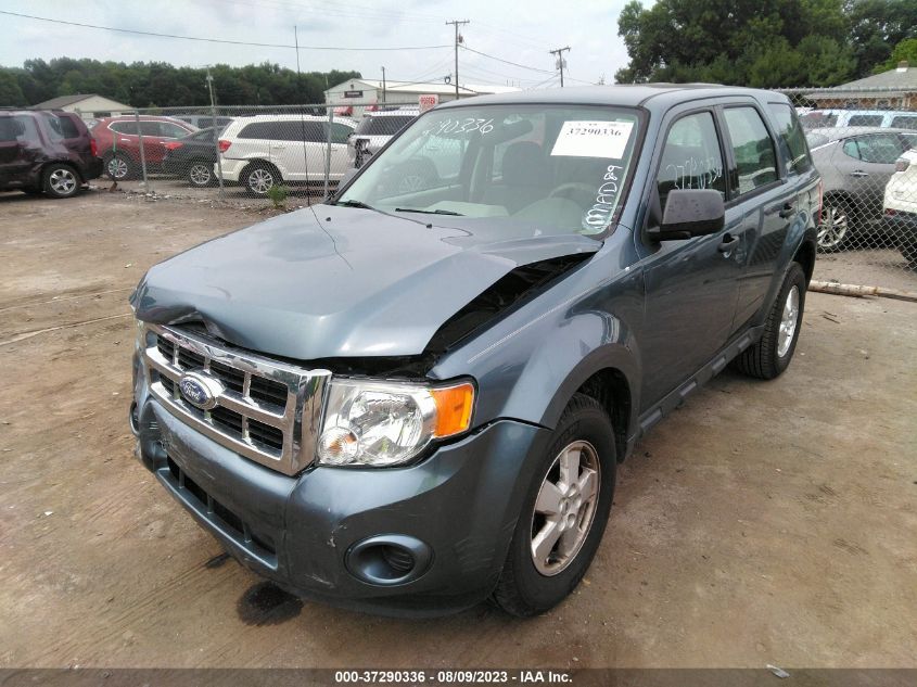 Photo 1 VIN: 1FMCU0C75CKB27843 - FORD ESCAPE 