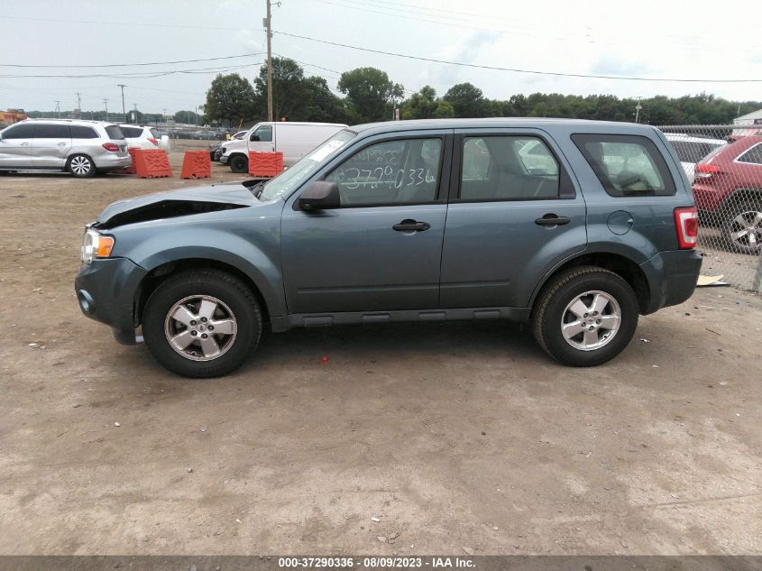 Photo 13 VIN: 1FMCU0C75CKB27843 - FORD ESCAPE 