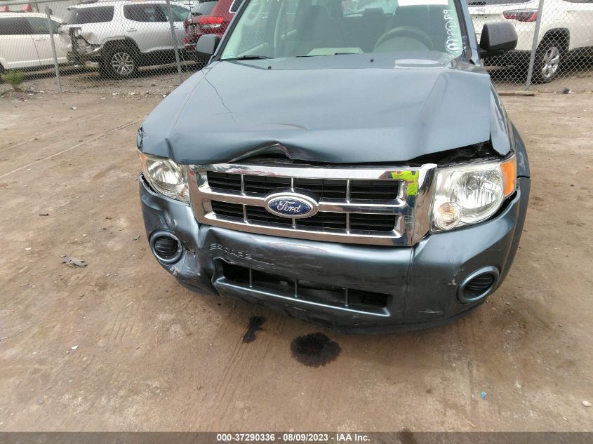 Photo 5 VIN: 1FMCU0C75CKB27843 - FORD ESCAPE 