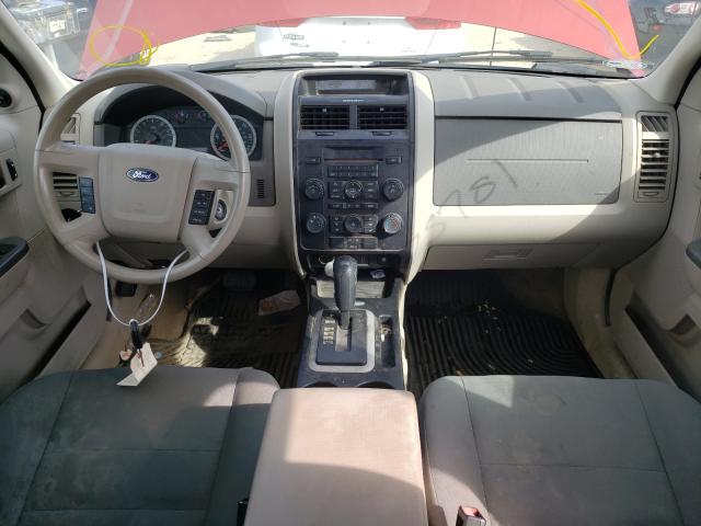 Photo 8 VIN: 1FMCU0C75CKB50300 - FORD ESCAPE 