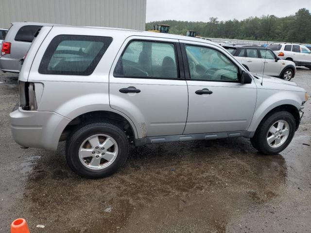 Photo 2 VIN: 1FMCU0C75CKC60523 - FORD ESCAPE 