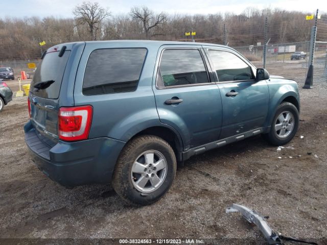 Photo 3 VIN: 1FMCU0C75CKC77676 - FORD ESCAPE 