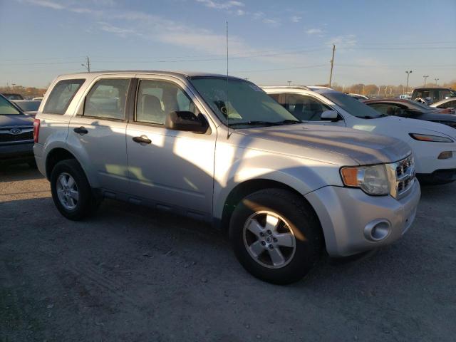 Photo 3 VIN: 1FMCU0C76AKD46999 - FORD ESCAPE 