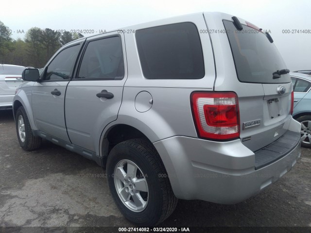 Photo 2 VIN: 1FMCU0C76BKC60125 - FORD ESCAPE 