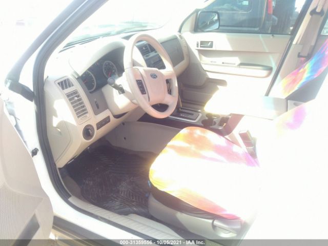 Photo 4 VIN: 1FMCU0C76CKB93222 - FORD ESCAPE 