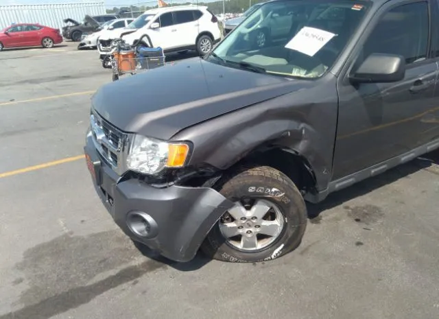 Photo 5 VIN: 1FMCU0C76CKC76195 - FORD ESCAPE 