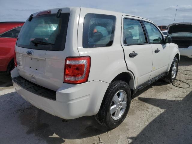 Photo 2 VIN: 1FMCU0C77AKC15077 - FORD ESCAPE XLS 