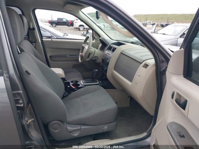 Photo 4 VIN: 1FMCU0C77AKD26504 - FORD ESCAPE 