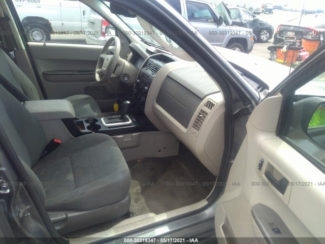 Photo 4 VIN: 1FMCU0C77BKA57115 - FORD ESCAPE 