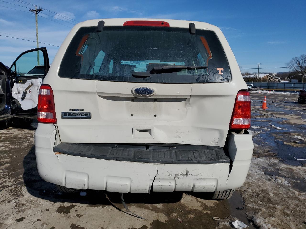 Photo 5 VIN: 1FMCU0C77BKC05991 - FORD ESCAPE 