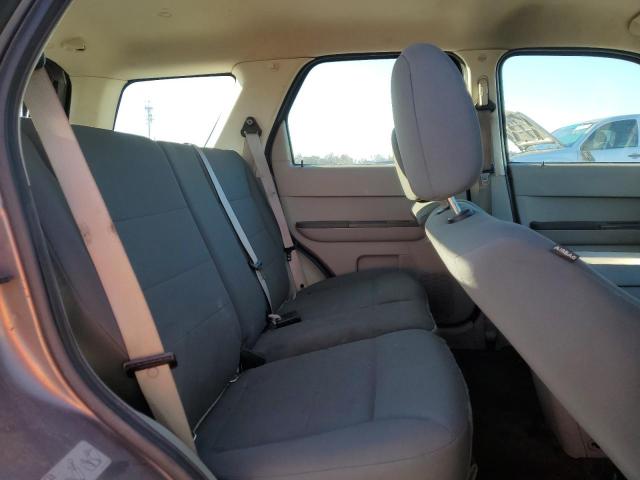 Photo 9 VIN: 1FMCU0C77CKB27603 - FORD ESCAPE 