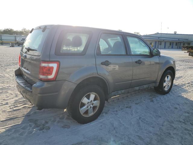 Photo 2 VIN: 1FMCU0C78AKC63736 - FORD ESCAPE 