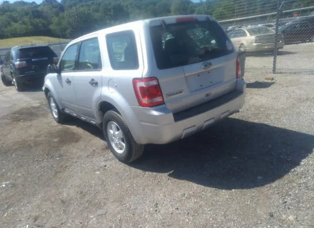 Photo 2 VIN: 1FMCU0C78CKB93710 - FORD ESCAPE 