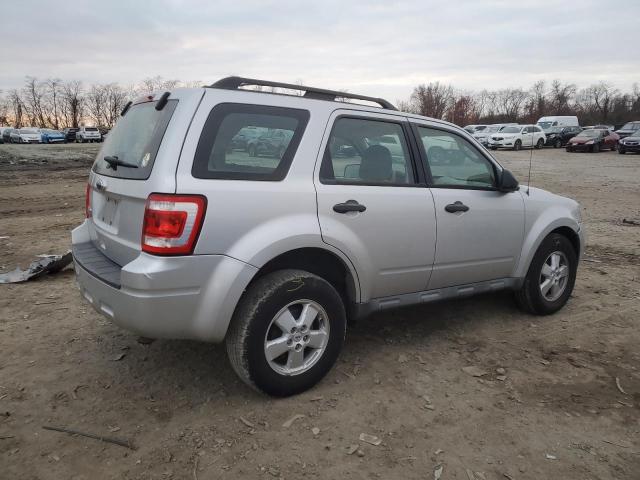 Photo 2 VIN: 1FMCU0C79AKA10182 - FORD ESCAPE 