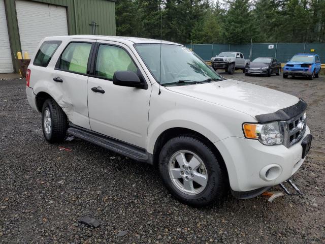 Photo 3 VIN: 1FMCU0C79AKA63514 - FORD ESCAPE 