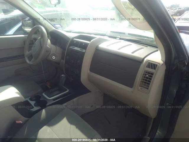 Photo 4 VIN: 1FMCU0C79BKC62712 - FORD ESCAPE 