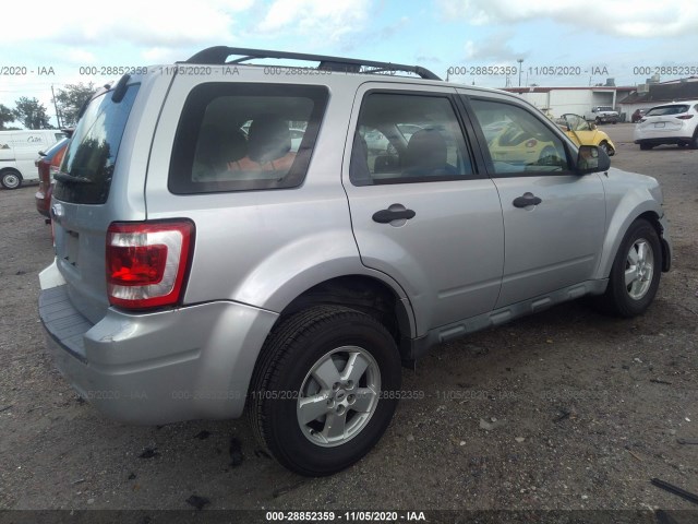 Photo 3 VIN: 1FMCU0C7XAKA99731 - FORD ESCAPE 