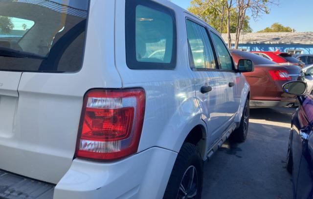 Photo 3 VIN: 1FMCU0C7XAKC77220 - FORD ESCAPE XLS 