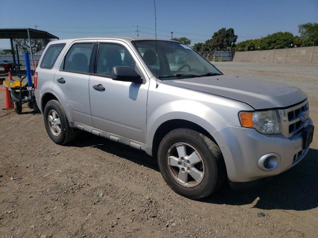 Photo 3 VIN: 1FMCU0C7XAKC90145 - FORD ESCAPE 