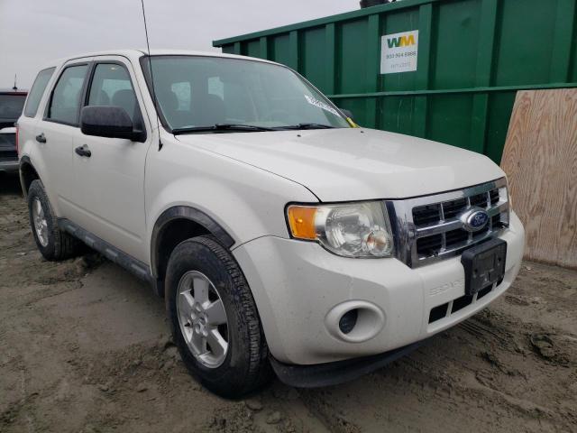 Photo 3 VIN: 1FMCU0C7XBKB20577 - FORD ESCAPE XLS 