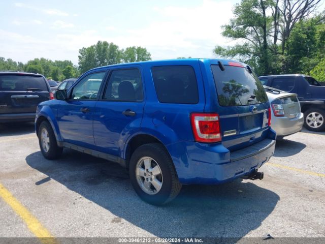 Photo 2 VIN: 1FMCU0C7XBKC06116 - FORD ESCAPE 