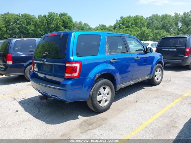 Photo 3 VIN: 1FMCU0C7XBKC06116 - FORD ESCAPE 