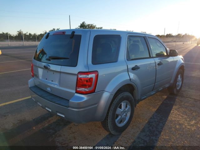 Photo 3 VIN: 1FMCU0C7XBKC62962 - FORD ESCAPE 