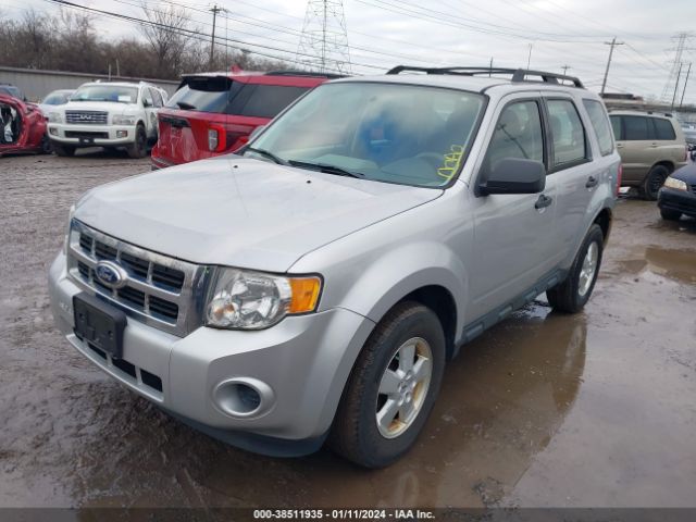 Photo 1 VIN: 1FMCU0C7XCKA38351 - FORD ESCAPE 