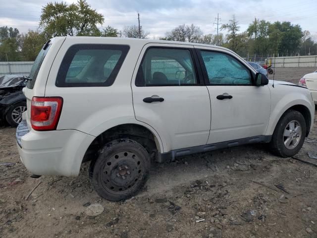 Photo 2 VIN: 1FMCU0C7XCKA77389 - FORD ESCAPE 