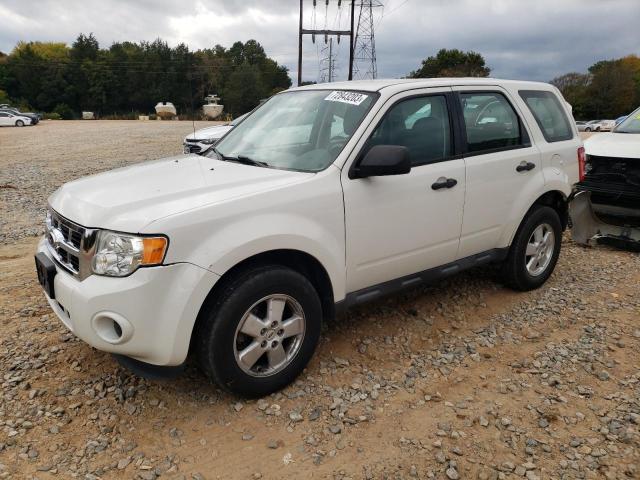 Photo 0 VIN: 1FMCU0C7XCKA97772 - FORD ESCAPE 