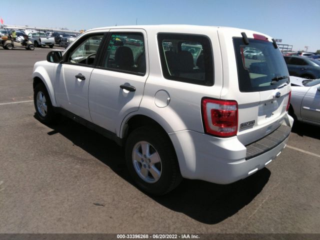 Photo 2 VIN: 1FMCU0C7XCKB79002 - FORD ESCAPE 