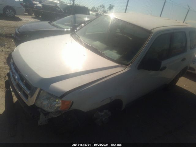 Photo 1 VIN: 1FMCU0C7XCKC19529 - FORD ESCAPE 