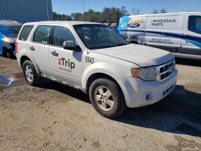 Photo 3 VIN: 1FMCU0C7XCKC84588 - FORD ESCAPE XLS 