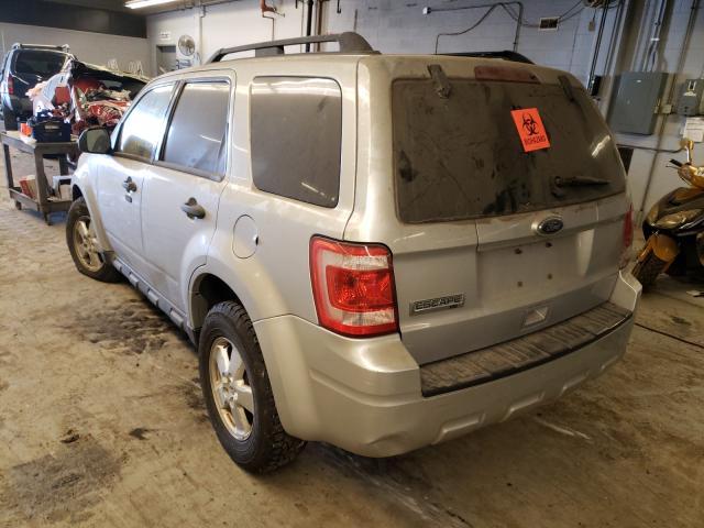 Photo 2 VIN: 1FMCU0D70AKA32957 - FORD ESCAPE 