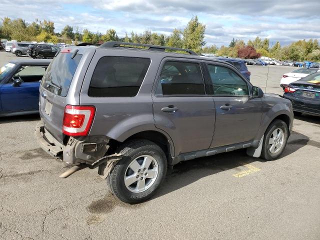 Photo 2 VIN: 1FMCU0D70BKA44608 - FORD ESCAPE XLT 