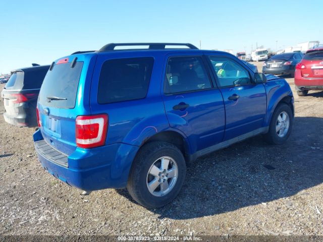 Photo 3 VIN: 1FMCU0D70BKA82789 - FORD ESCAPE 