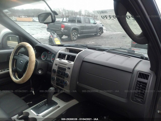 Photo 4 VIN: 1FMCU0D70BKB88286 - FORD ESCAPE 