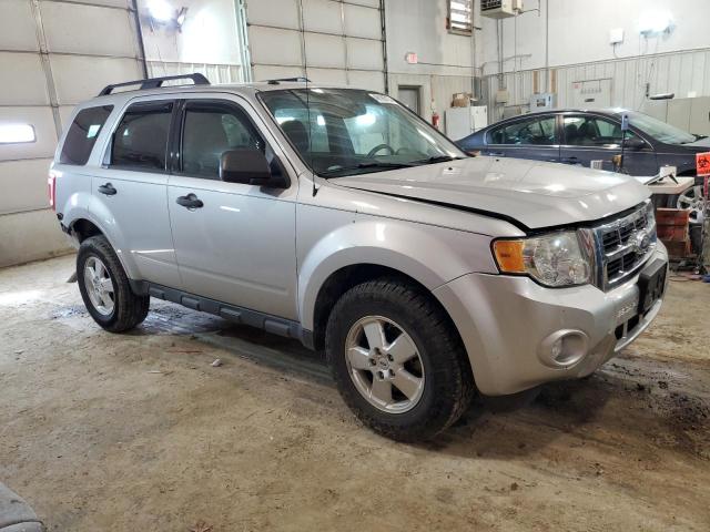 Photo 3 VIN: 1FMCU0D70BKC02204 - FORD ESCAPE XLT 