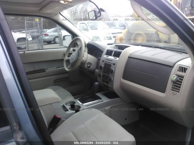 Photo 4 VIN: 1FMCU0D70BKC25658 - FORD ESCAPE 