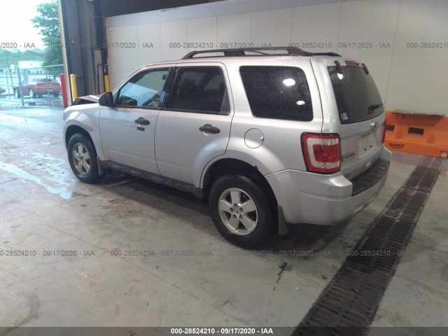 Photo 2 VIN: 1FMCU0D70CKA14011 - FORD ESCAPE 