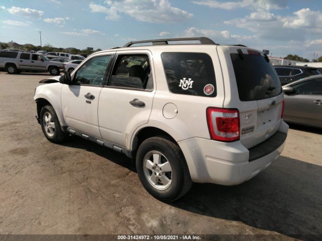 Photo 2 VIN: 1FMCU0D70CKA14350 - FORD ESCAPE 