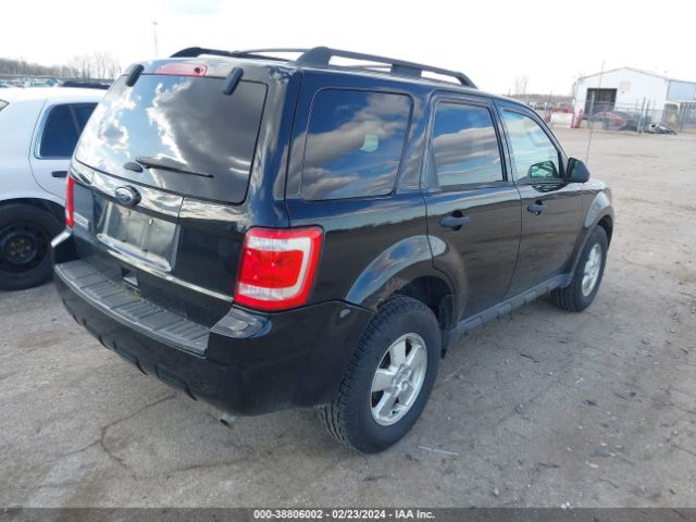 Photo 3 VIN: 1FMCU0D70CKA33674 - FORD ESCAPE 