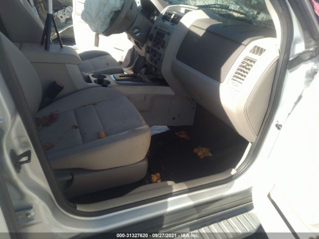 Photo 4 VIN: 1FMCU0D70CKA98489 - FORD ESCAPE 