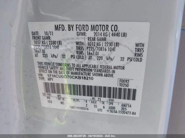 Photo 8 VIN: 1FMCU0D70CKB18210 - FORD ESCAPE 