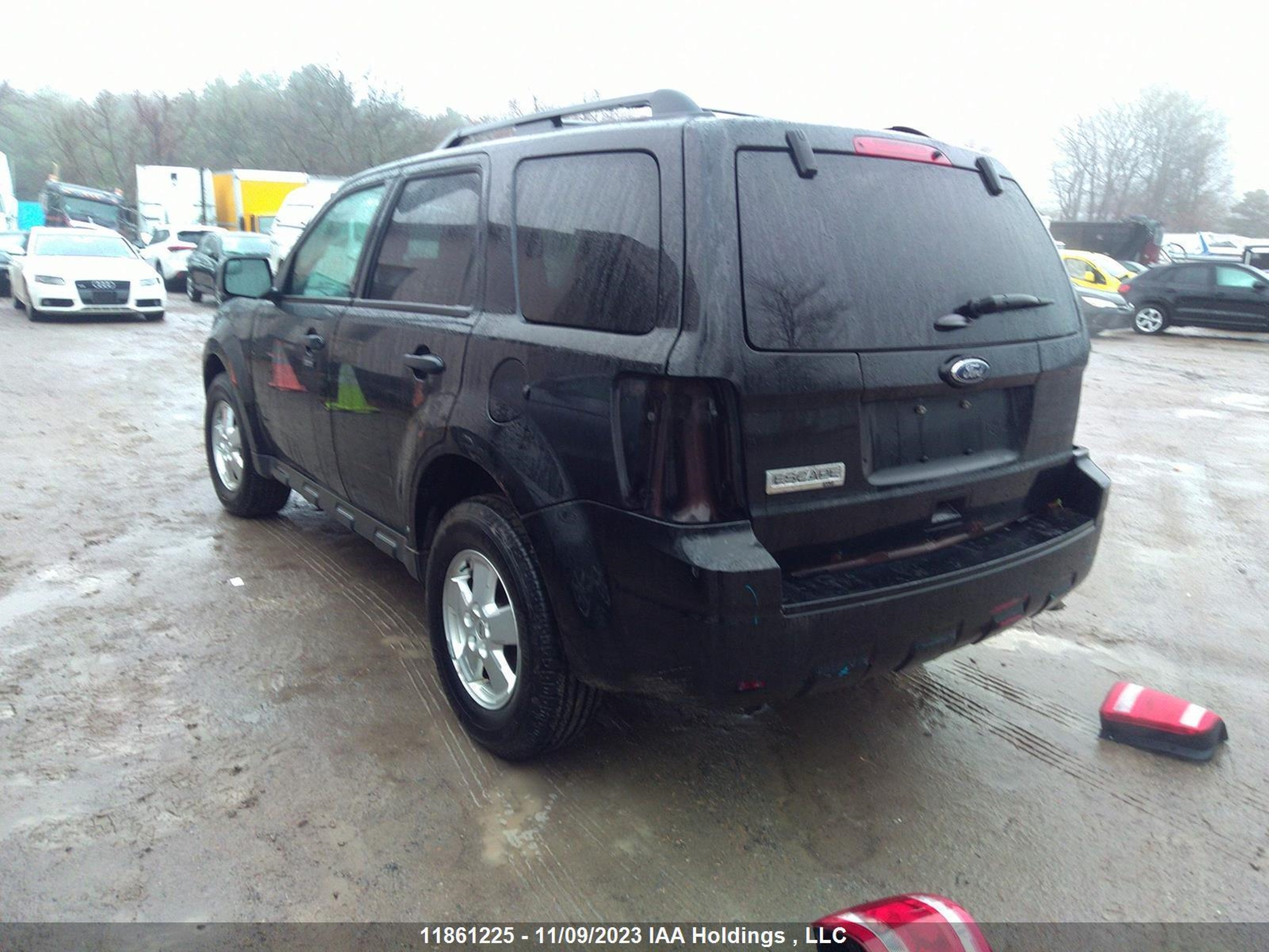 Photo 2 VIN: 1FMCU0D70CKB59047 - FORD ESCAPE 