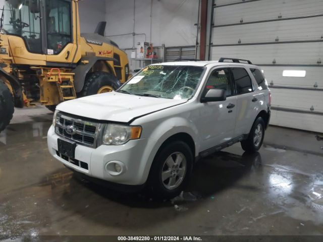 Photo 1 VIN: 1FMCU0D70CKC29369 - FORD ESCAPE 