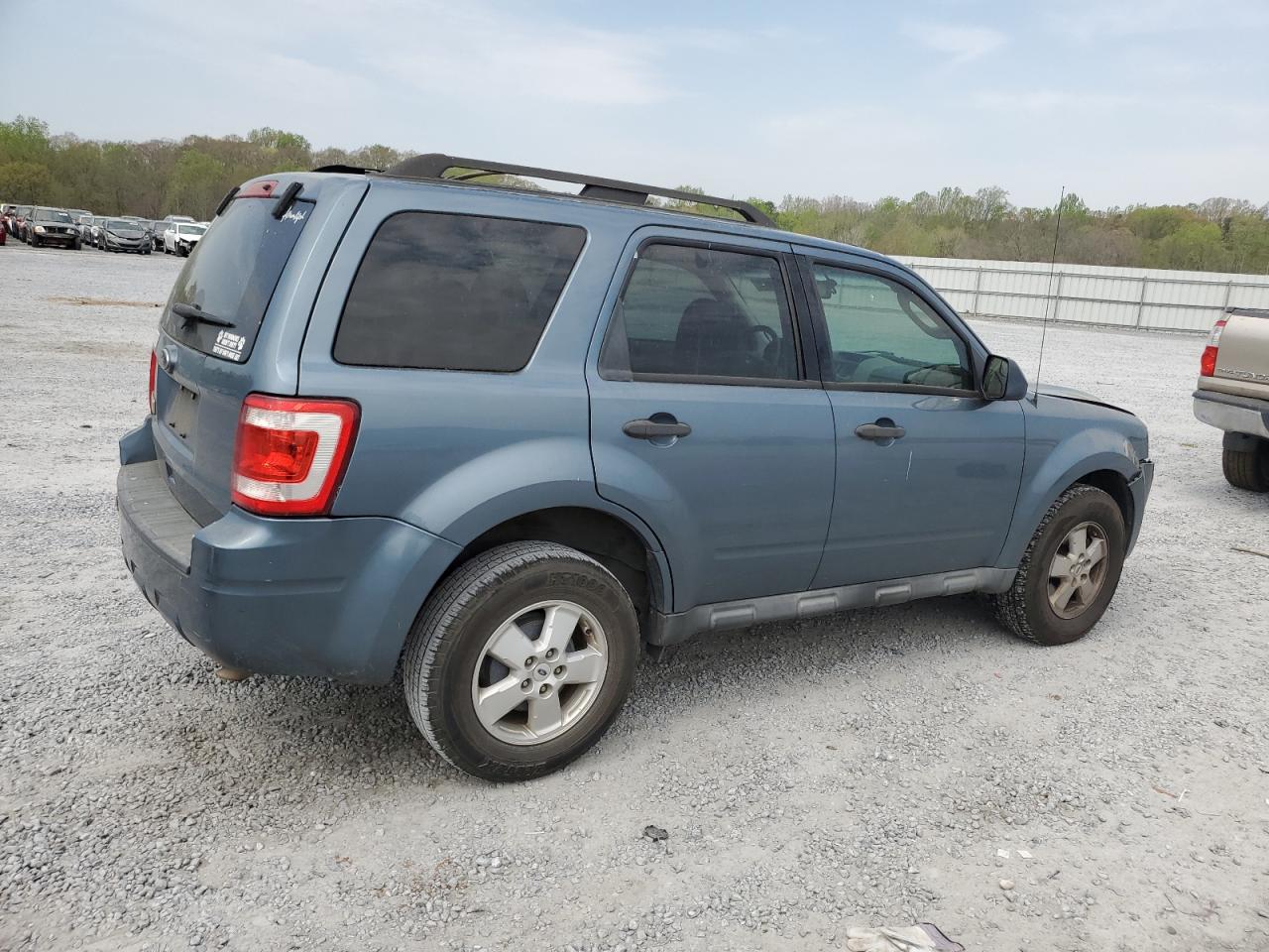 Photo 2 VIN: 1FMCU0D71AKA69080 - FORD ESCAPE 