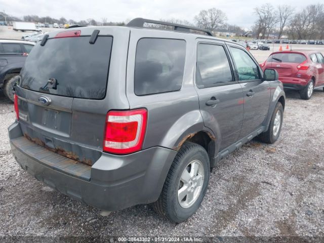 Photo 3 VIN: 1FMCU0D71AKA69998 - FORD ESCAPE 