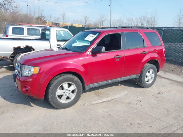 Photo 1 VIN: 1FMCU0D71AKA72643 - FORD ESCAPE 