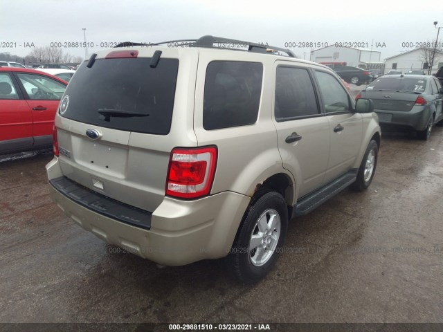 Photo 3 VIN: 1FMCU0D71AKB12123 - FORD ESCAPE 